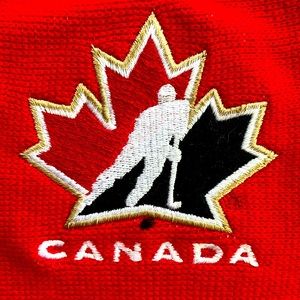Team Canada reversible Nike scarf (Adult Unisex)
